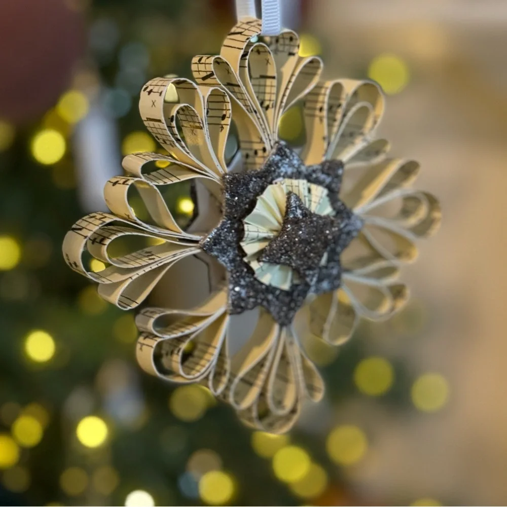 3/ Vintage Pottery Barn Glittered Paper Ornament